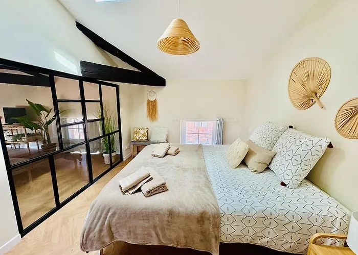 Ravissant Centre Historique Διαμέρισμα *